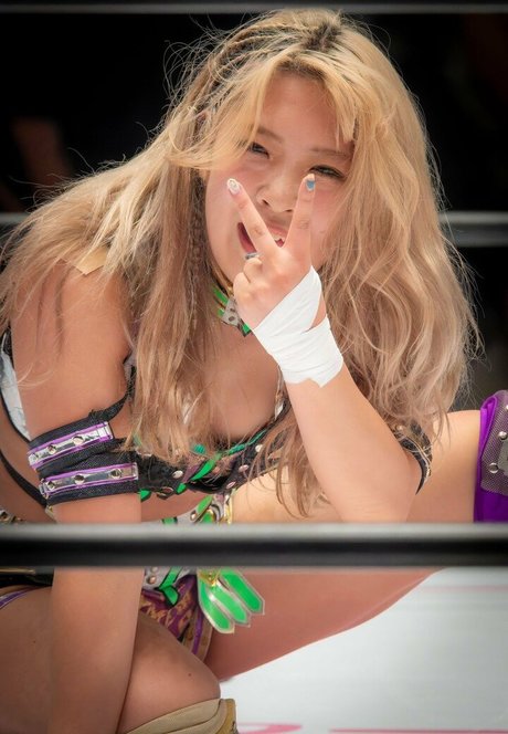 痩せた金髪の熟女OnlyFans 無料xxx 画像