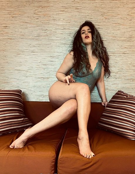 magma marea ポルノモデル 画像