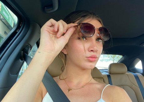 曲線美のランジェリーOnlyFans 無料ポルノ 写真