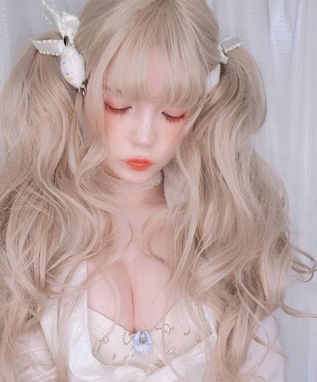 Tsuruko The Alien 最高のスター 写真