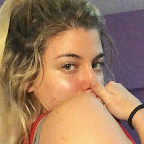 notcomba 可愛いモデル 写真