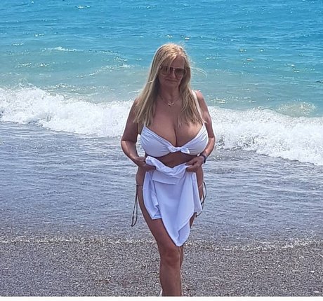 Beata Stanczak セックス女優 画像