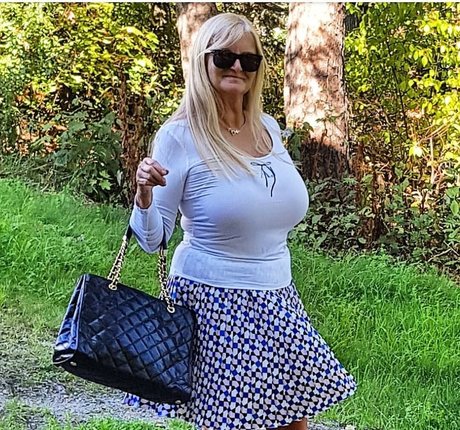 Beata Stanczak ポルノスター 高品質 ギャラリー