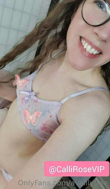 毛深いラテン系オンリーファンズ エロチック 写真