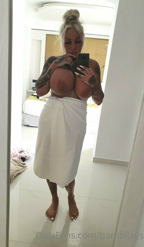 レズビアンの足OnlyFans 素敵 写真