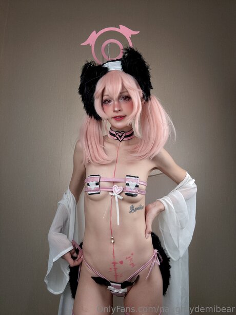 ティーントランスオンリーファン ヌード 画像