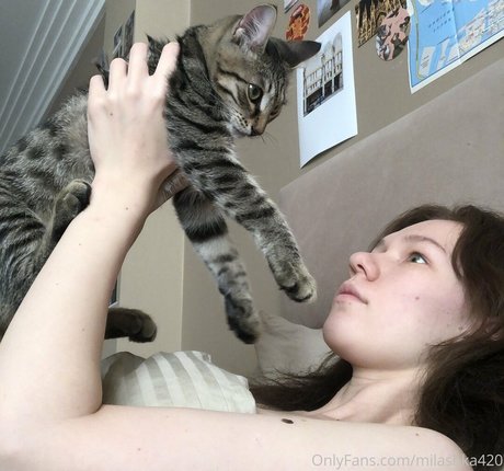 ママの足OnlyFans ホットヌード 写真