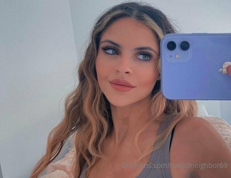 アラブのティーンズオンリーファンズ セクシー裸 ギャラリー