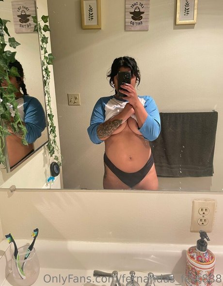 ママのアナルOnlyFans エロチック 写真