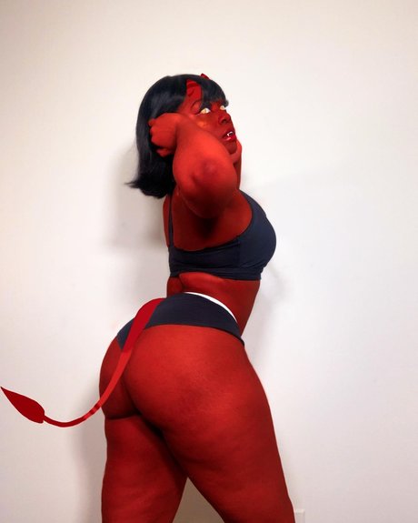 Maibunnii ホットなモデル 写真