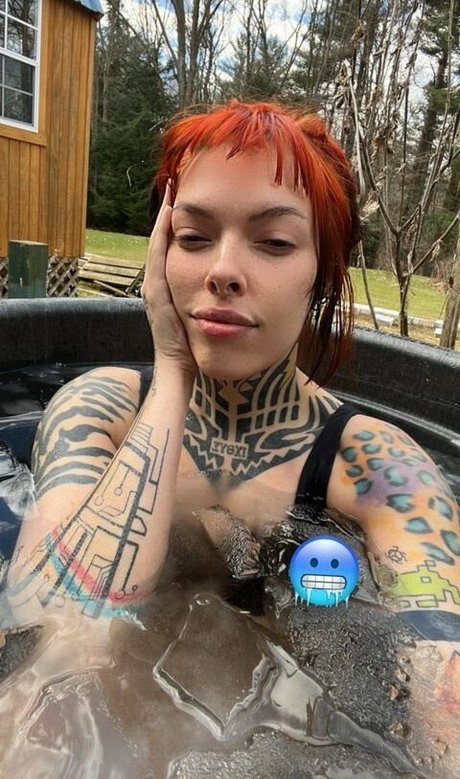 50歳のOnlyFans セクシー裸 画像