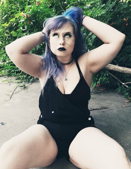 freeknockers420 ポルノ女優 写真