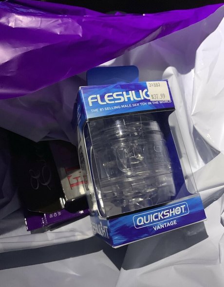 melodymonae 裸の女優 写真