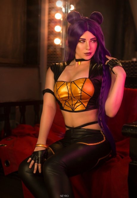 Anastasya Zelenova セクシーなスター 写真