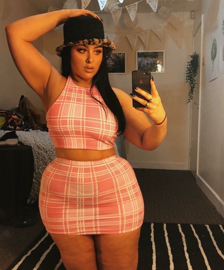 Holly Marston ポルノスター ヌード 写真