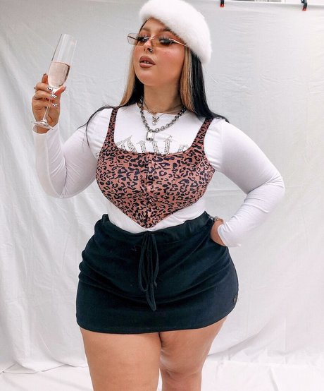 Holly Marston ポルノスター エロティック 写真