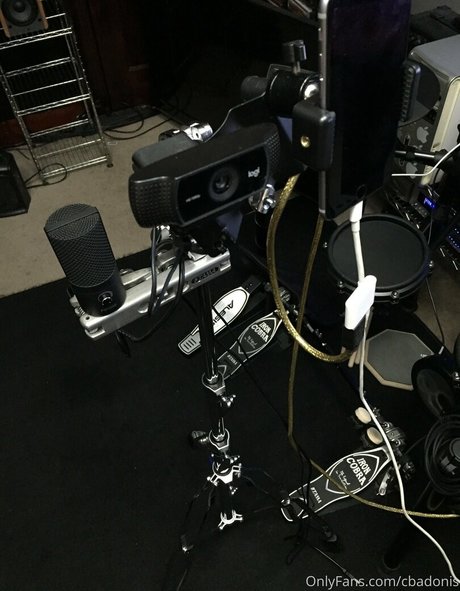 cbadonis アート女優 写真