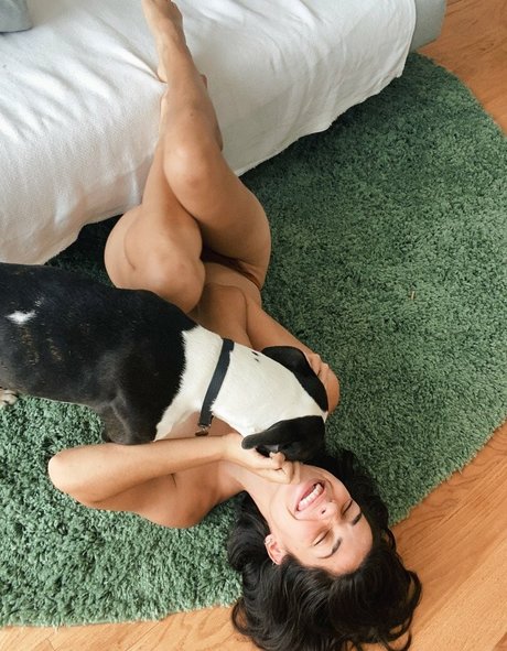 かわいいシーメールオンリーファンズ セクシーヌード 画像