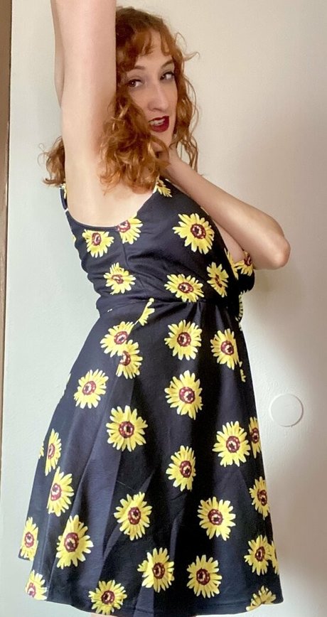 red rum free スター ヌード 写真