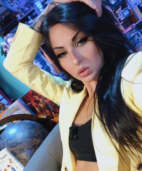 Giada Cristina Bessi ホットモデル 写真