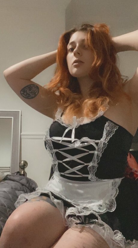 かわいいシーメールオンリーファンズ ヌード 写真