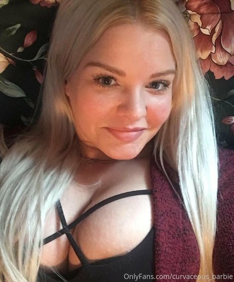 BBW TS オンリーファンズ パーフェクト 写真