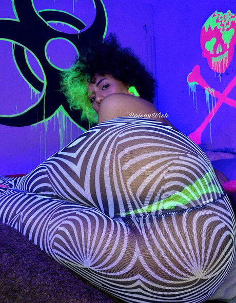 poisonwish 独占モデル 画像