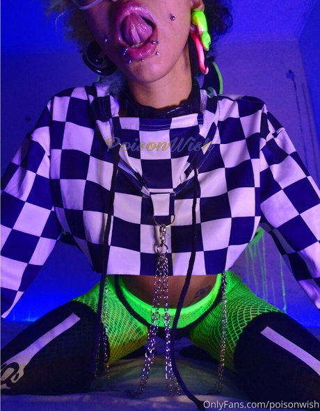 poisonwish セクシーなスター 写真