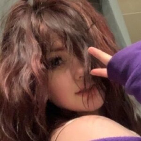 xravennxx ヌードスター 画像