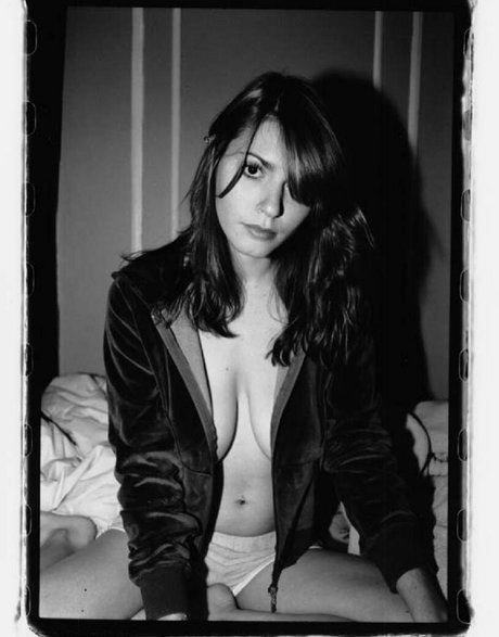 Lindsay Felton ヌードのポルノスター アーカイブ