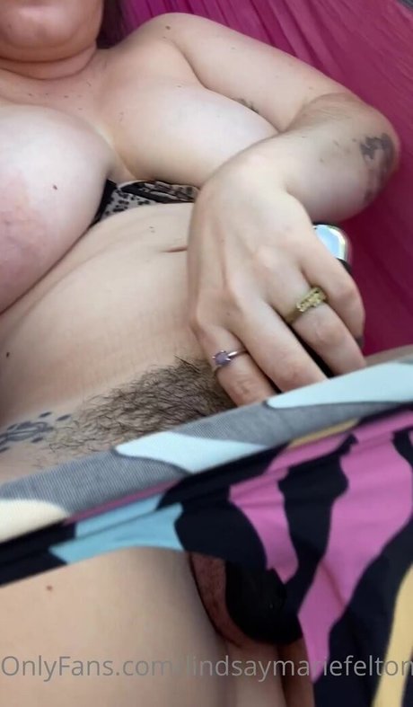 Lindsay Felton ポルノスター 素敵 写真