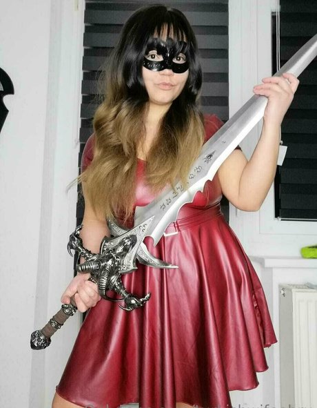 turkishwifeebru 美しいモデル 画像