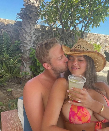 フェイシャルオンリーファンズ ポルノ 画像