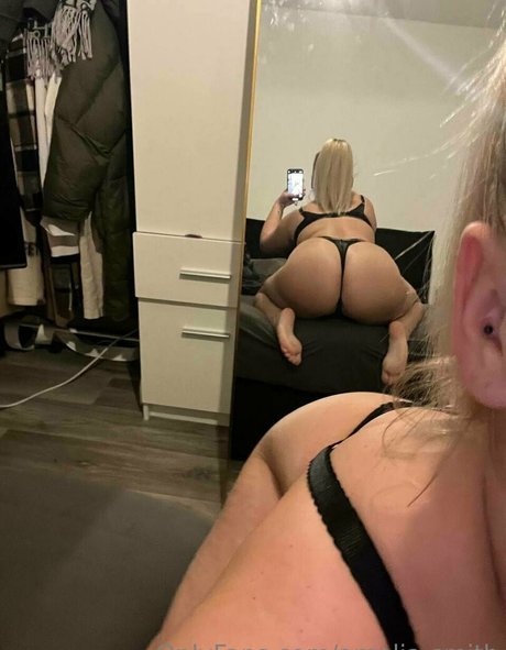 amelia smith セックスモデル 画像