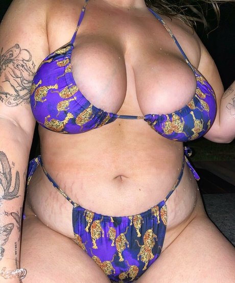 chynna 無料モデル 写真