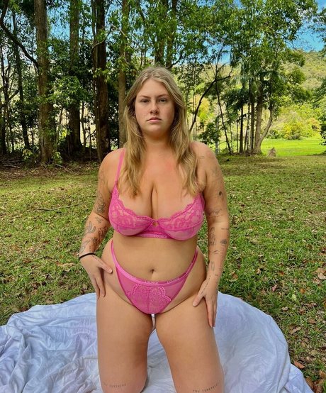 chynna ホットなポルノスター 画像