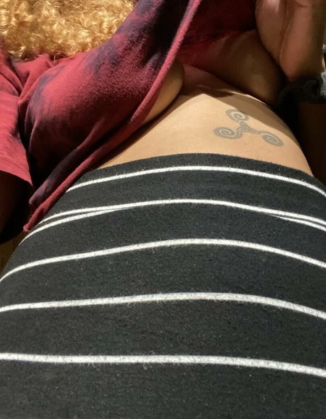 auroradaze 裸モデル 写真