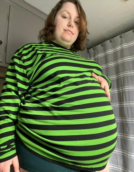 gothbelly 最高のポルノスター 写真