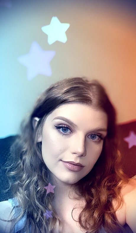 sexyredinbedfree 素敵なモデル アーカイブ