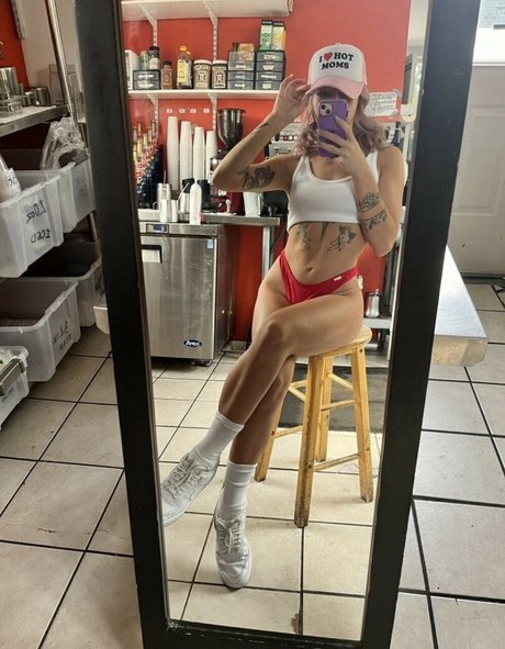 kambiiiii アートポルノスター 写真