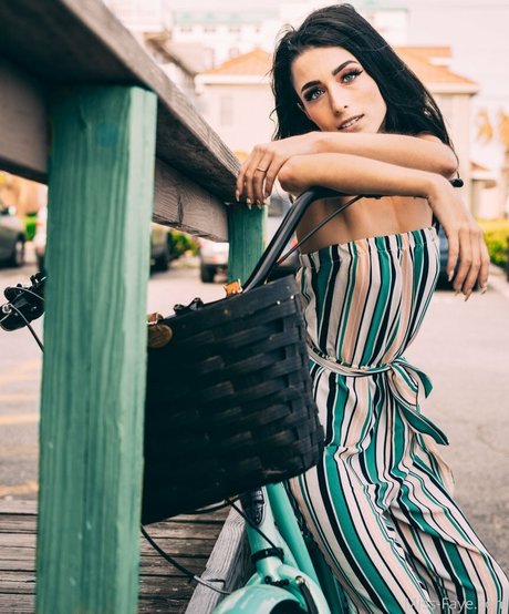 missfayevip アダルトモデル 写真