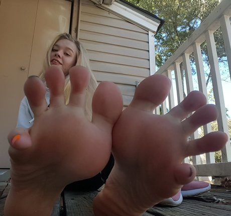 ソロオンリーファンズ 無料ポルノ 画像