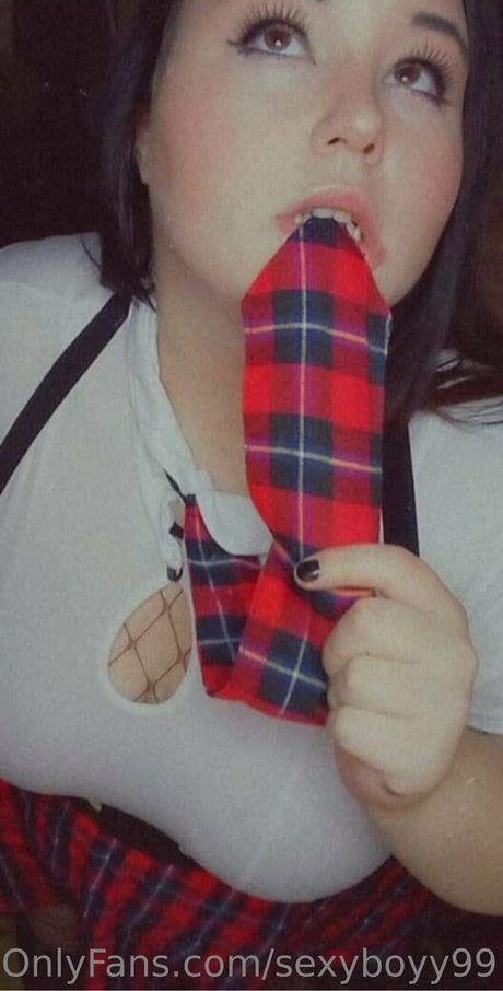 sexyboyy99 無料スター 写真