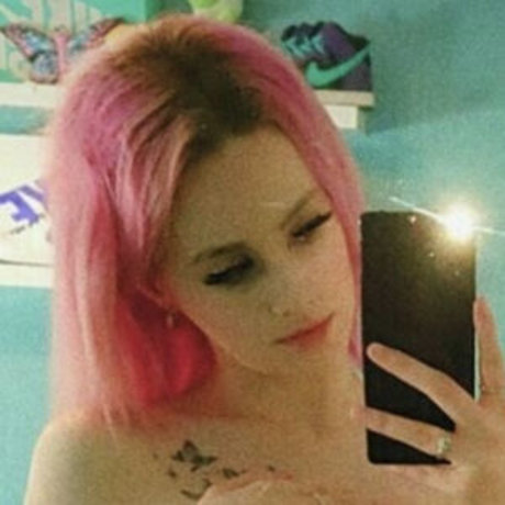 BaaddiestJess セクシーなスター 写真