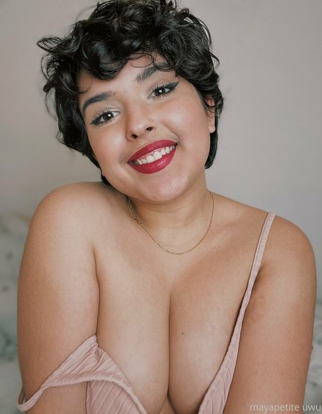 アナル舐めオンリーファンズ 無料ヌード 写真