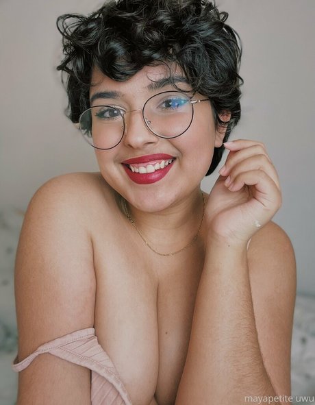 ポーグエボニーオンリーファンズ セクシー 写真