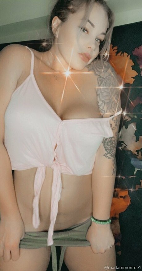 男性TikTokスターOnlyFans セックス 画像