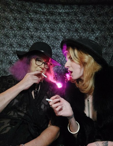 smoking suicide project アートスター 写真