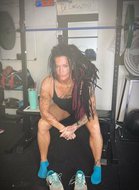 immistressraven ヌードモデル 写真