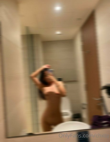 ポーグエボニーオンリーファンズ 美しい裸 写真